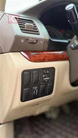 تۆیۆتا لاندكروزر پرادۆ